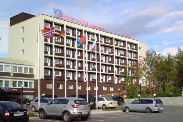 69 parallel hotel Murmansk